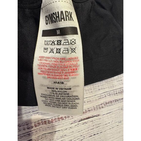 Gymshark NEW Seamless Scoop Neck Bralette in Black Size Medium - Picture 3 of 4